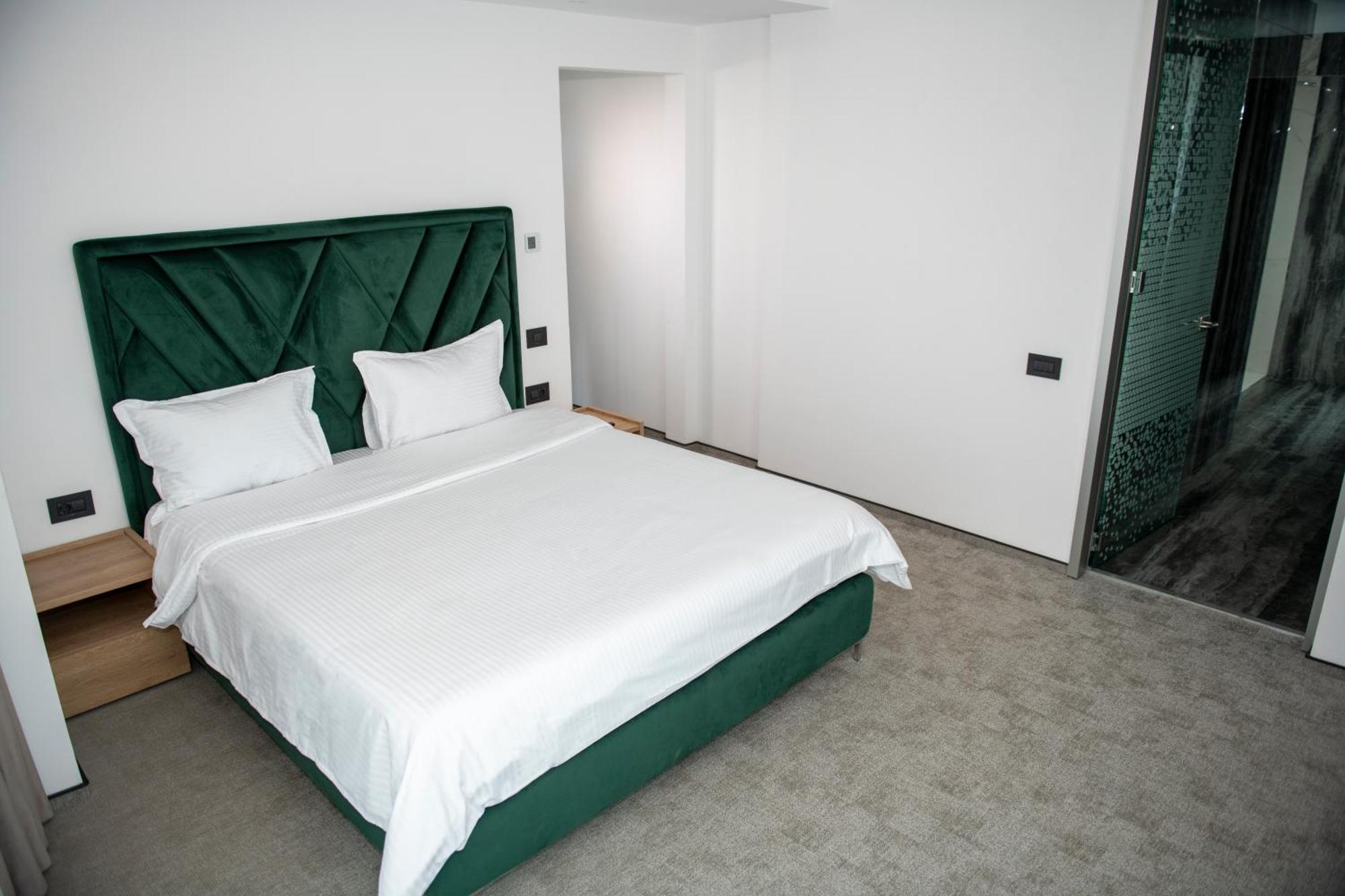 Cm111Apparthotel Boekarest Buitenkant foto